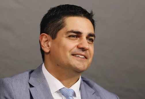 Министърът на младежта и спорта в оставка Радостин Василев обяви